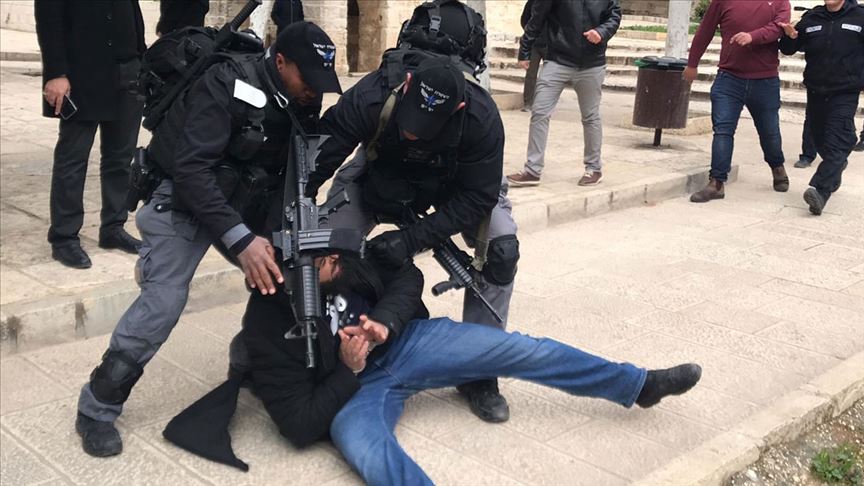  İsrail güçleri 4'ü çocuk 12 Filistinliyi gözaltına aldı