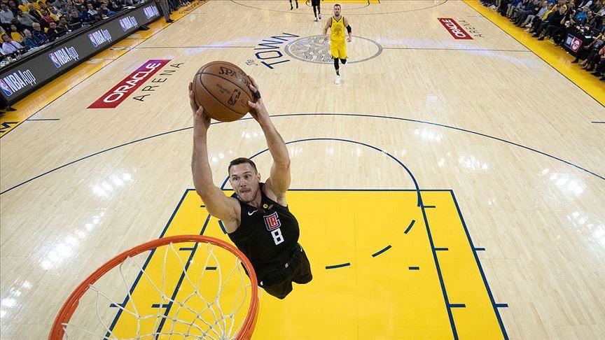 NBA: Clippers stun Warriors, come back from 31-pt gap