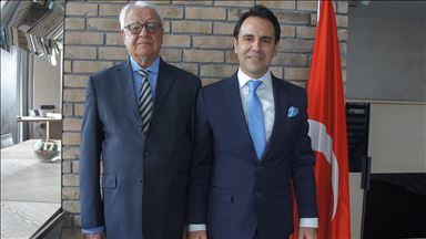 Uluslararası Pediatri Kurumu, baba-oğul iki Türk'e emanet