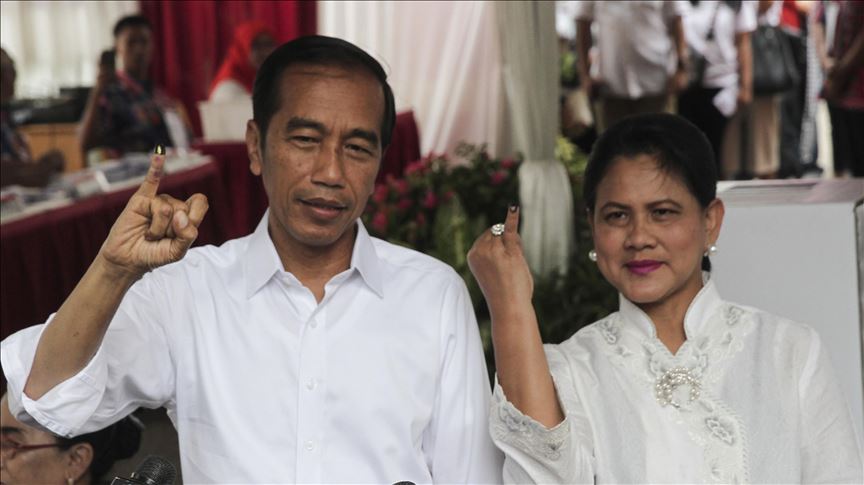 Widodo lidera las elecciones presidenciales en Indonesia