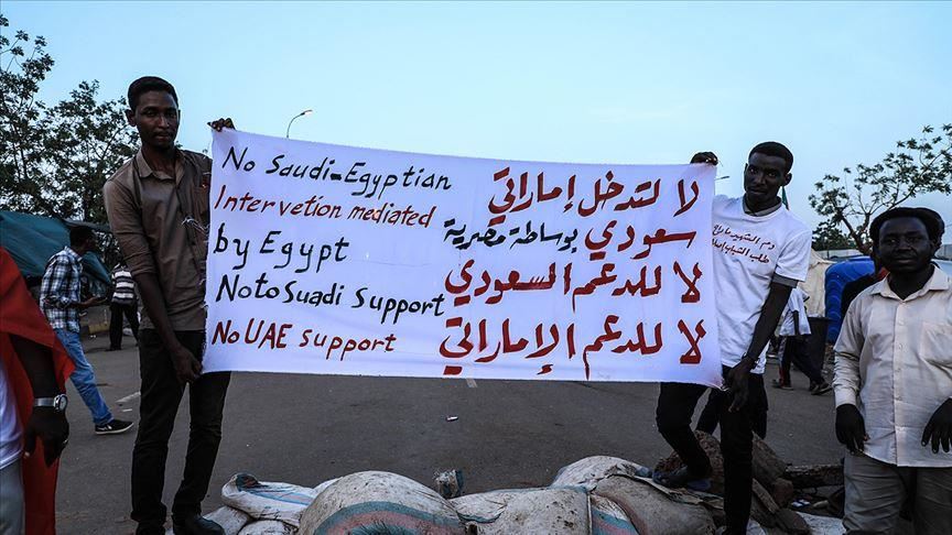 Sudan: Protesters slam Arab backing of military council