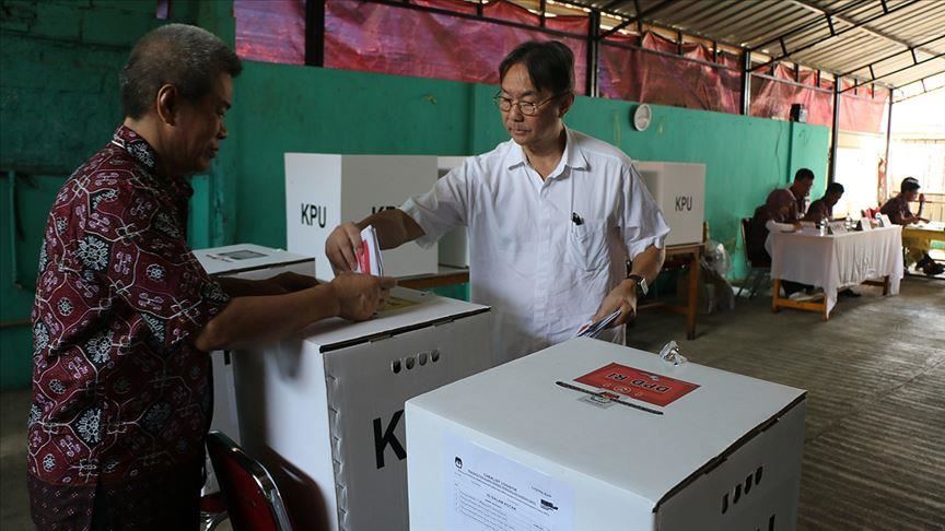 В Индонезии выбирают президента и парламент 