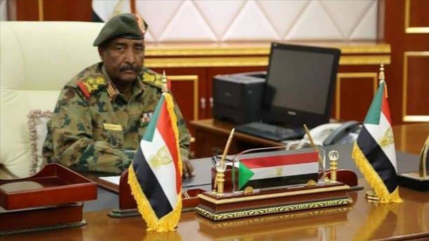 السودان.. "العسكري" يجري إعفاءات بعدة مناصب حكومية