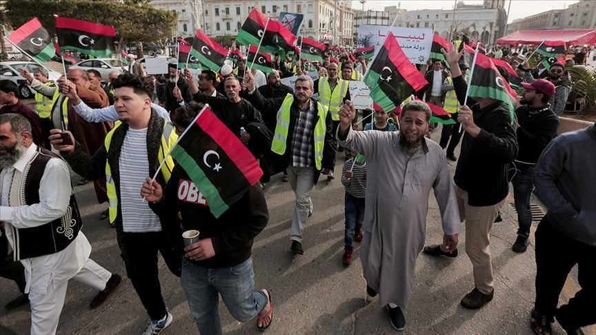 هزاران نفر در لیبی علیه خلیفه حفتر تظاهرات کردند