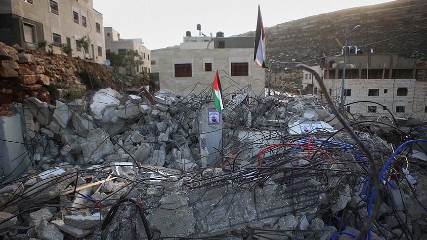 تخریب خانه یک فلسطینی توسط اسرائيل در کرانه باختری