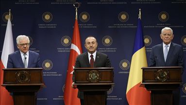 Тројна средба на шефовите на дипломатија на Турција, Полска и Романија