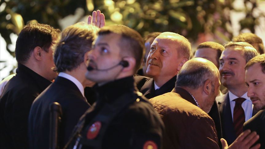 Cumhurbaşkanı Erdoğan vatandaşlarla sohbet etti
