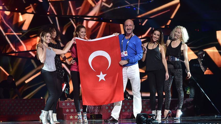 Türk bayrağı Tel Aviv'de sahnede olacak'