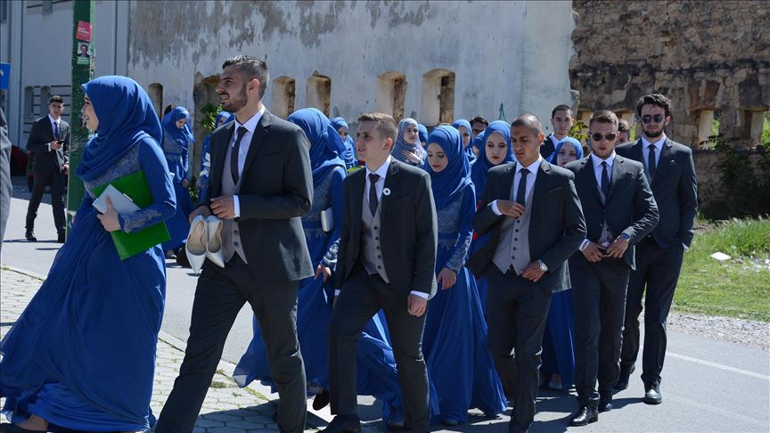 Karađoz-begova medresa u Mostaru ispratila 374. generaciju: Promovirana 72 maturanta