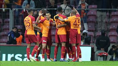 Galatasaray yenilmezlik serisini 15 maça çıkardı
