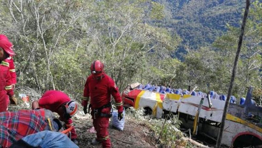 Accidente de tránsito en Bolivia deja al menos 25 muertos y 24 heridos