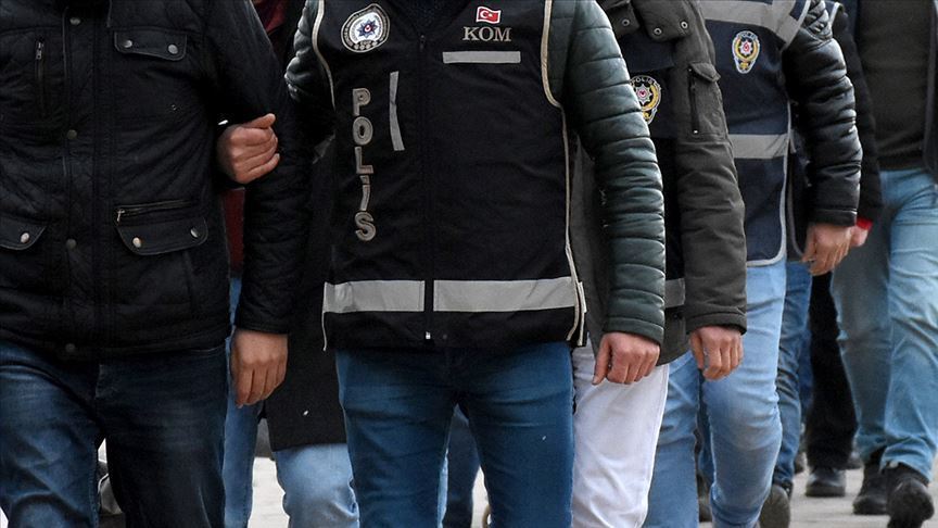 FETÖ'nün 'mahrem askeri yapılanması'na operasyon: 14 gözaltı