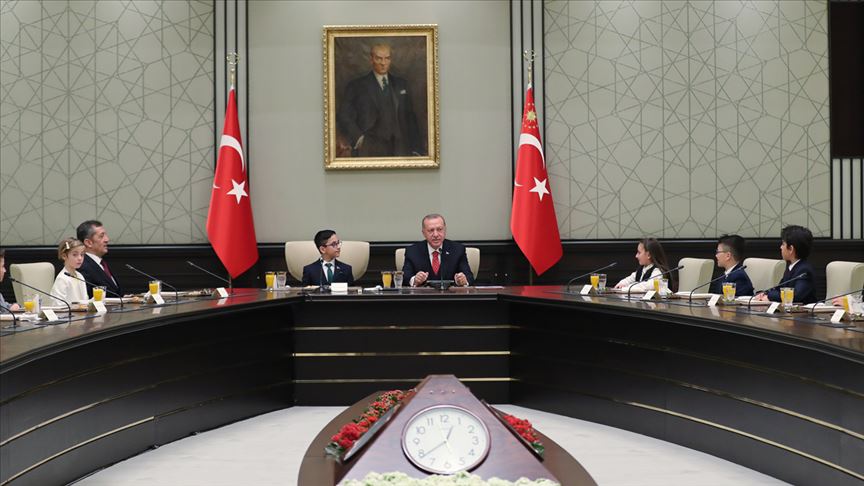Cumhurbaşkanı Erdoğan çocukları kabul etti