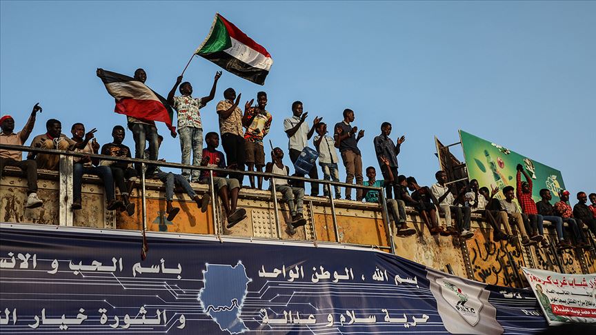Sudan Askeri Geçiş Konseyi tüm taraflarla iletişim içinde