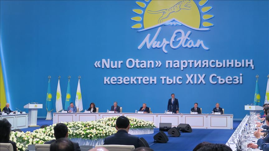 كازاخستان.. الحزب الحاكم يرشح الرئيس المؤقت لخوض الرئاسيات 