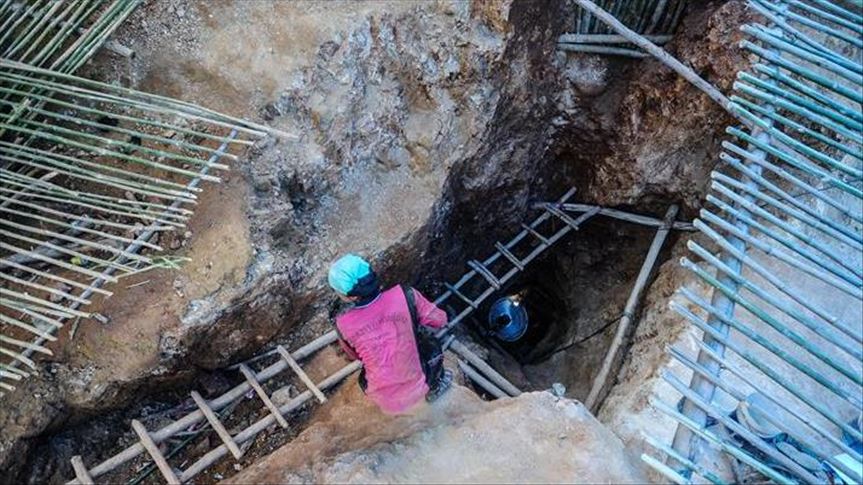 Dozens missing in collapse at Myanmar jade mine 