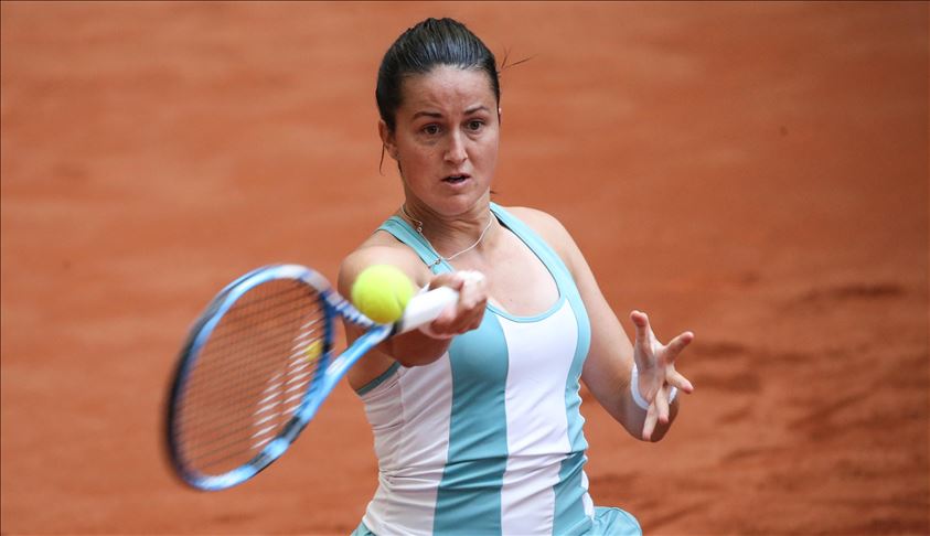 Lara Arruabarrena se impone en duelo de tenistas españolas en Estambul