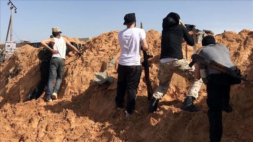 قوات الوفاق تعلن السيطرة على مناطق تهدد طرق إمداد "حفتر"