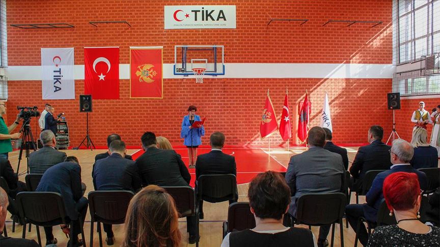 Crna Gora: TIKA finansirala rekonstrukciju sportske sale u gimnaziji u Tuzima 