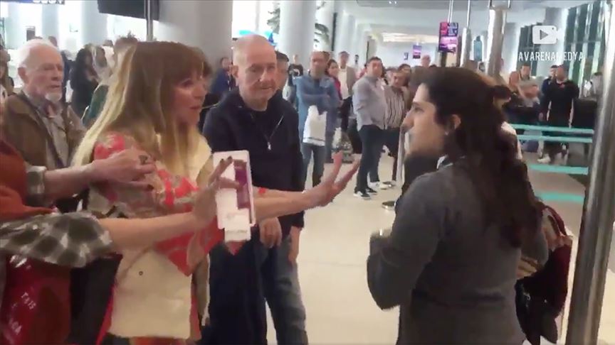 Kadın yolcunun havalimanı çalışanına hakareti tepki çekti