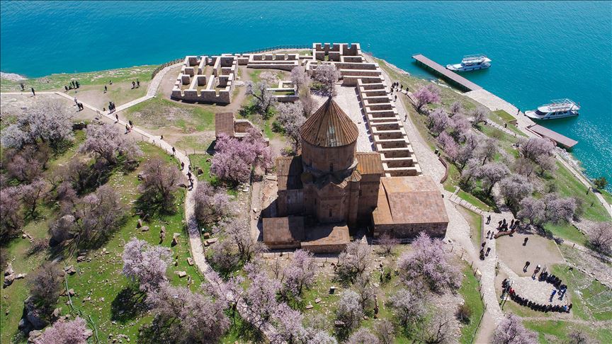 Turquie : La splendide île Akdamar charme ses visiteurs