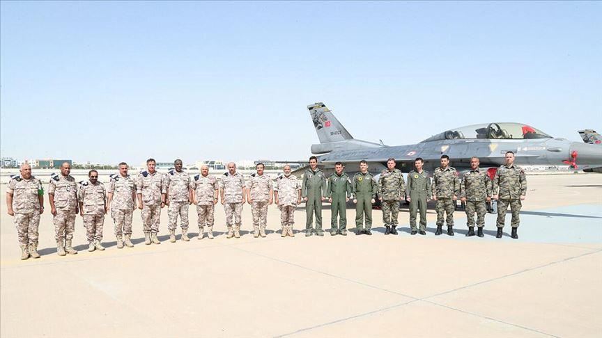 Catar: fuerzas turcas, estadounidenses y cataríes realizan ejercicio aéreo conjunto en Doha