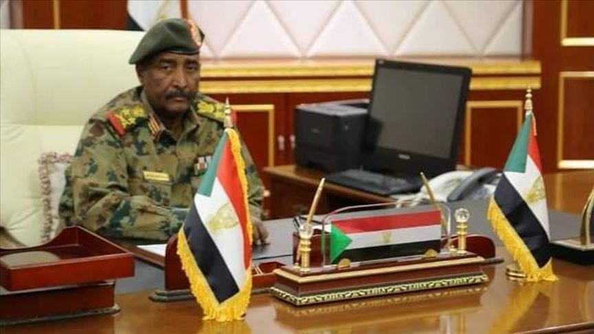 السودان.. "البرهان" يعفي مسؤولين رفيعين برئاسة الجمهورية