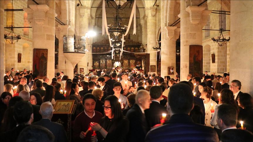 Christian worshippers mark Easter in Turkey