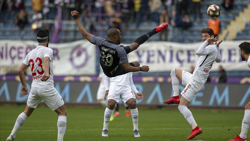 Spor Toto 1. Lig'de heyecan dorukta