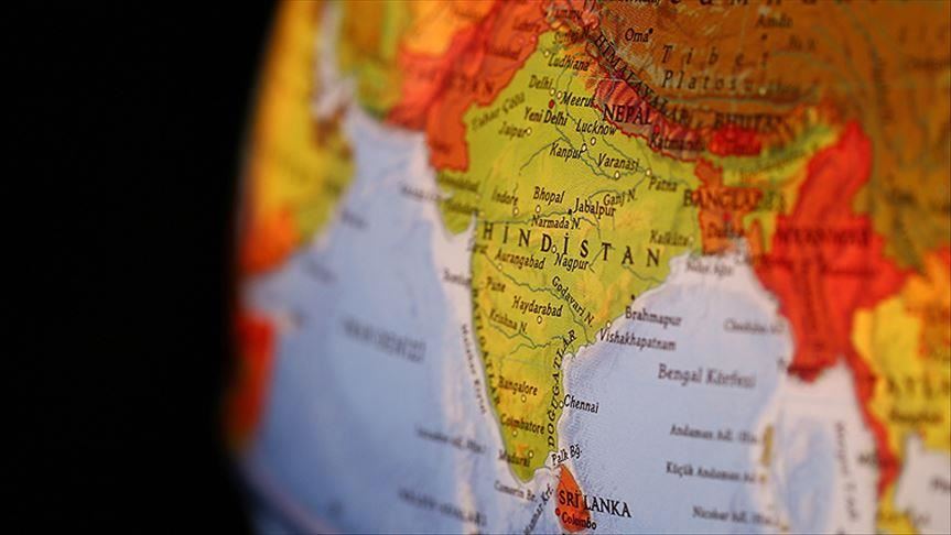 پانزده مامور پلیس هند بر اثر انفجاری کشته شدند 
