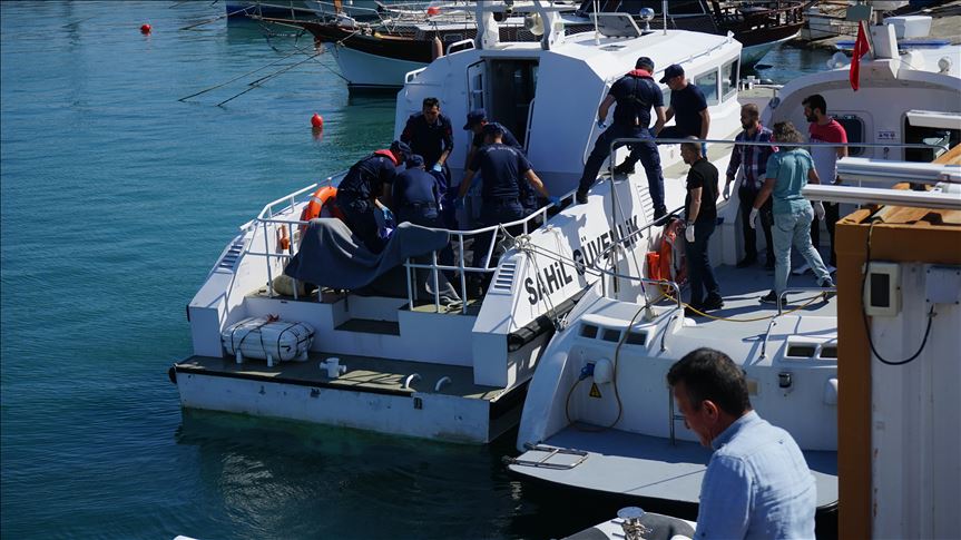 У берегов Турции затонула лодка с мигрантами, 8 погибших 