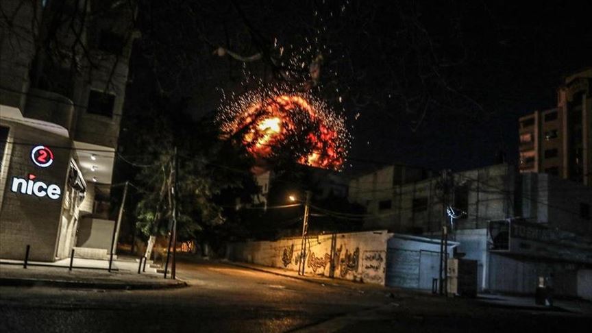 Израиль атаковал в Газе здание, в котором был расположен офис АА