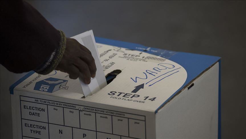 Anti-corruption efforts dominate elections in S. Africa