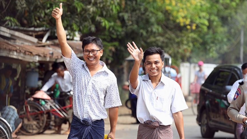 Myanmar'da tutuklu bulunan Reuters muhabirleri serbest kaldı