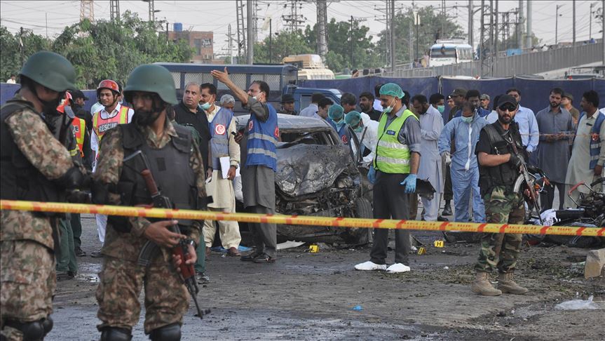 8 killed, 25 injured in Lahore suicide bombing