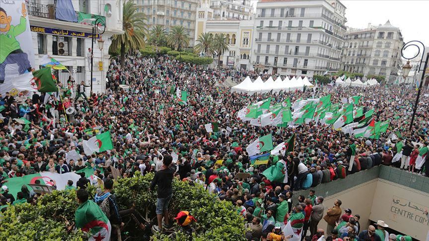 Algerian MPs show solidarity with anti-gov’t protesters