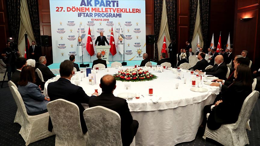 Cumhurbaşkanı Erdoğan: Sürekli yeni insanlar kazanarak önümüzdeki döneme hazırlanacağız