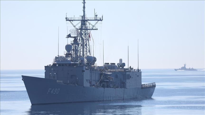 ВМС Турции отработали поиск и уничтожение субмарины 