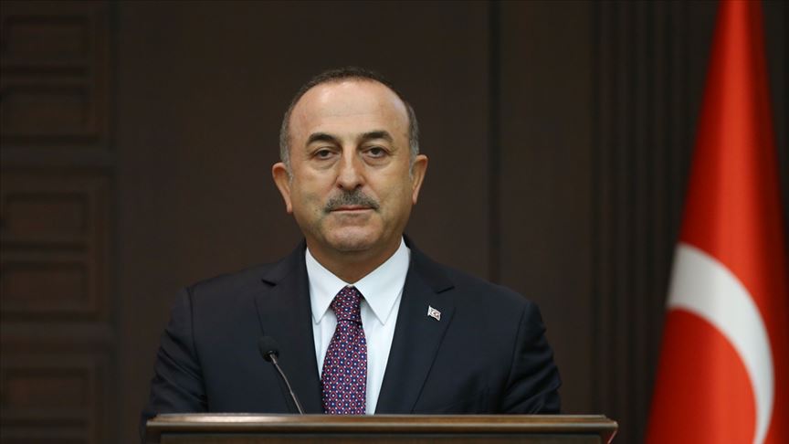 Çavuşoğlu'ndan ABD'deki caminin kundaklanmasına tepki