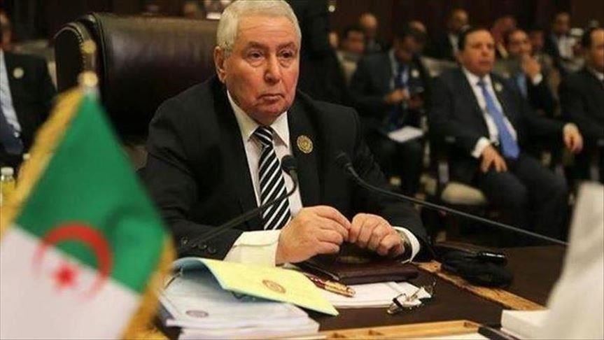 رئيس الجزائر يقيل النائب العام ومدير ديوان محاربة الفساد