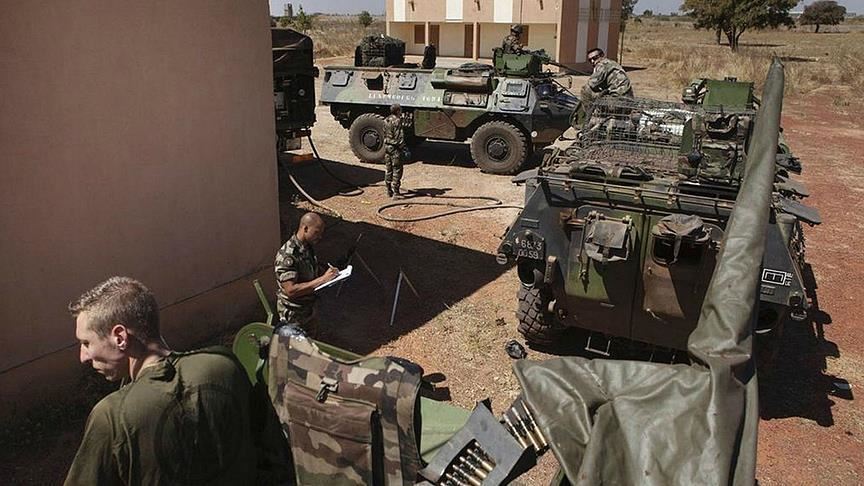 СМИ: Франция готова использовать военную базу на юге Кипра