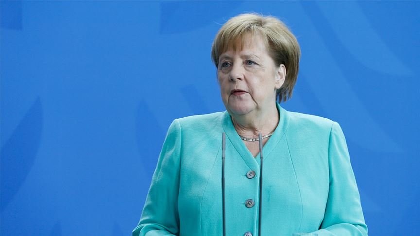 Almanya Başbakanı Merkel: Avrupa kendini yeniden konumlandırmalı 