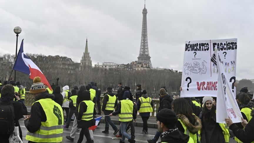 Франција: Протестите на „Жолтите елеци“ навршија шест месеци