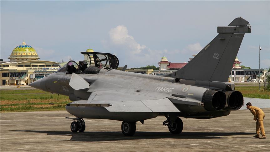 Tujuh pesawat tempur AL Prancis mendarat darurat di Aceh
