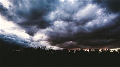 Meteorolojiden 12 il için kuvvetli rüzgar ve fırtına uyarısı