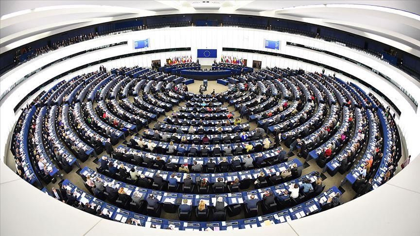 8 groups to contest Europe’s parliamentary elections