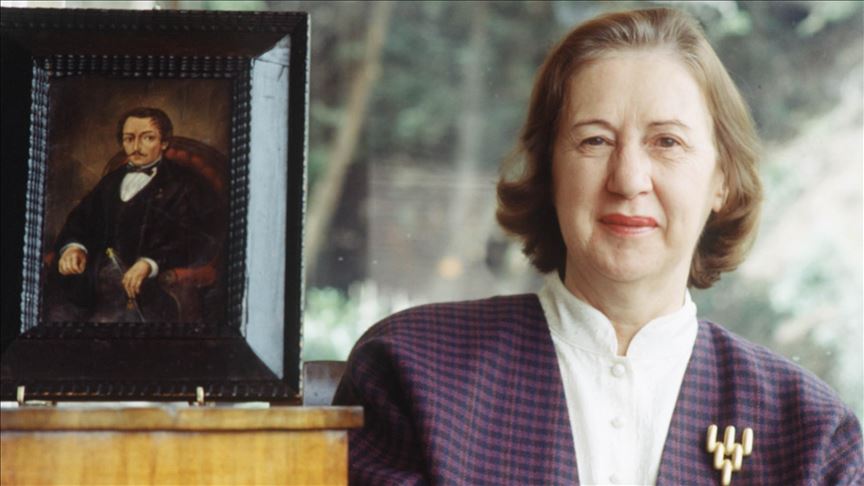 Pilar Moreno de Ángel, la mujer que se atrevió a escribir la vida de Francisco de Paula Santander