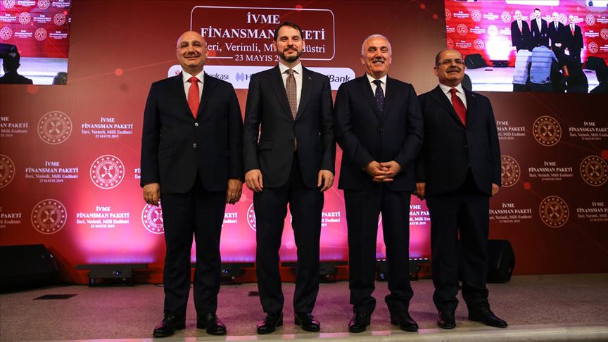 VakıfBank Genel Müdürü Özcan: Bu paket cari açığı azaltacak istihdam artışını sağlayacak