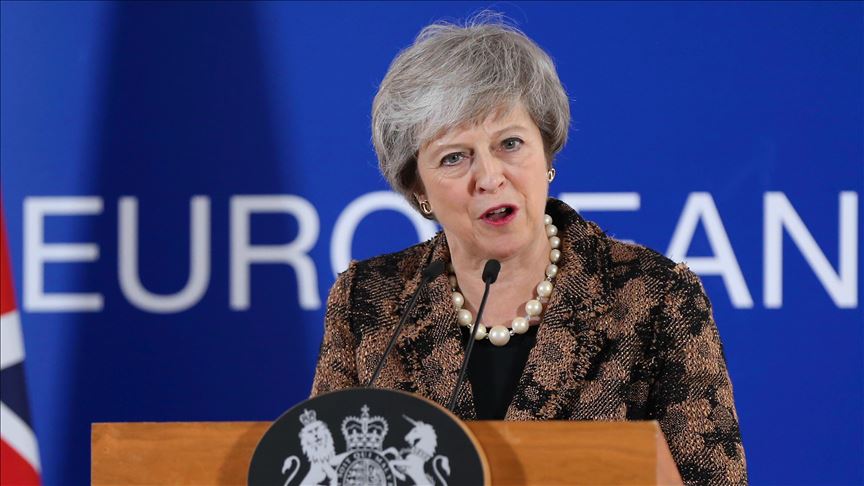 Theresa May: Reino Unido actuará si Assad usa armas químicas en Siria