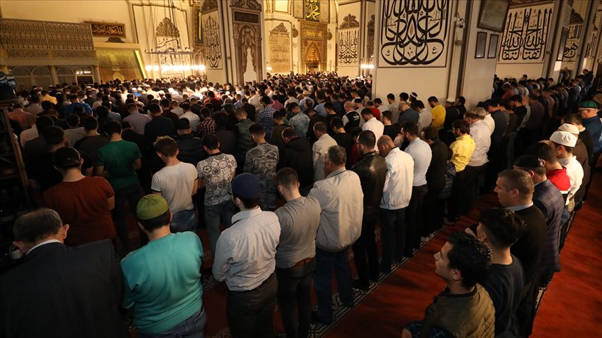 أجواء رمضانية مميزة في "بورصة" التركية